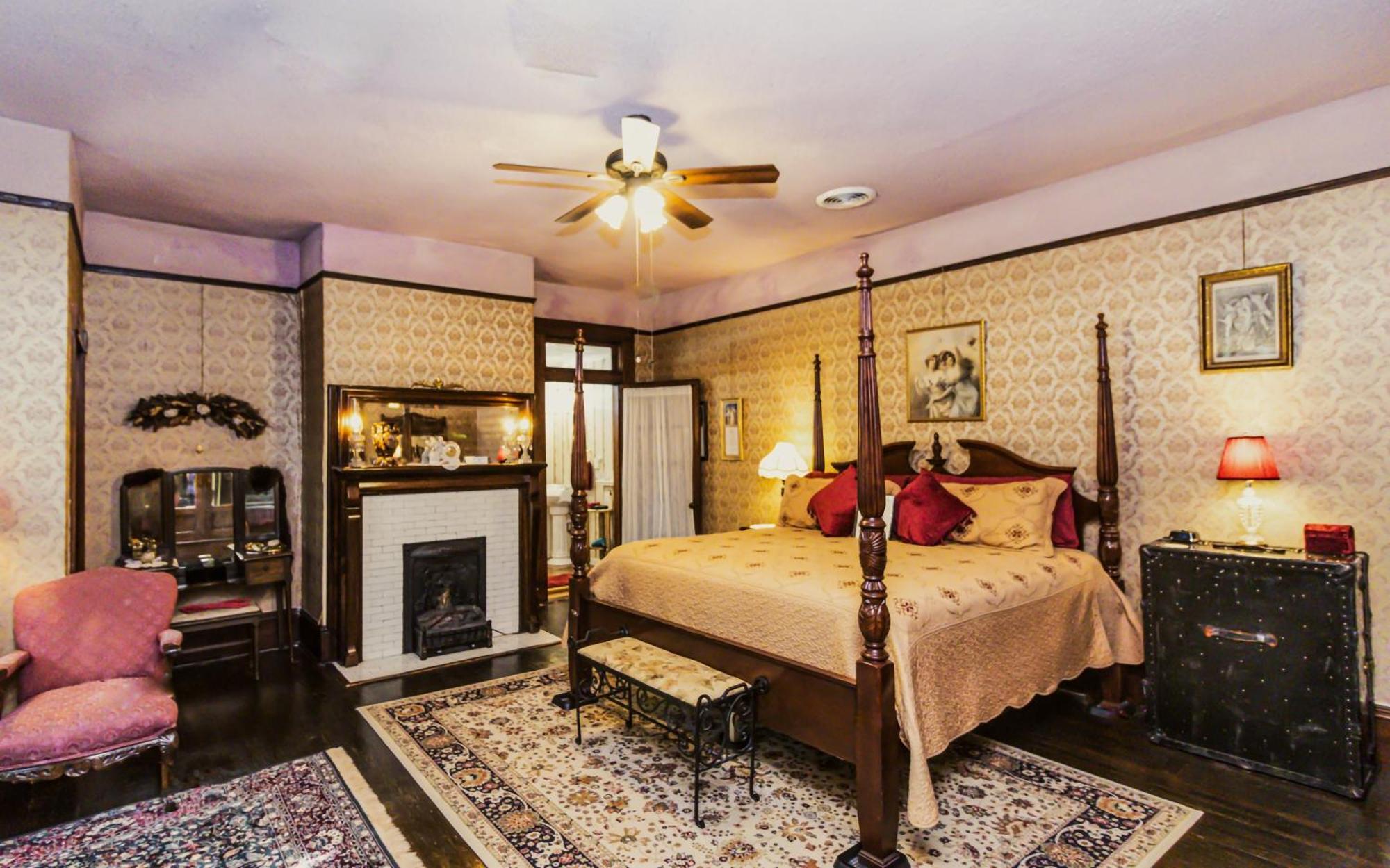 Simmons-Bond Inn Bed & Breakfast Toccoa Экстерьер фото