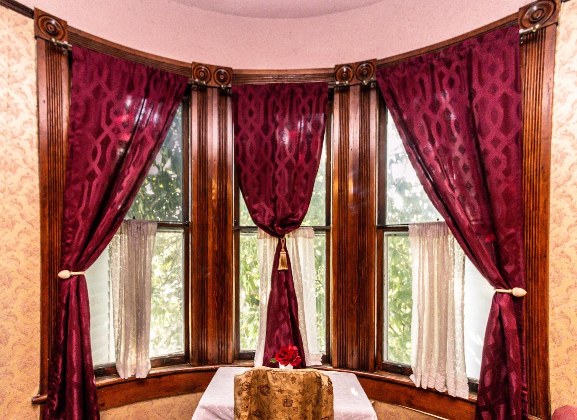 Simmons-Bond Inn Bed & Breakfast Toccoa Номер фото