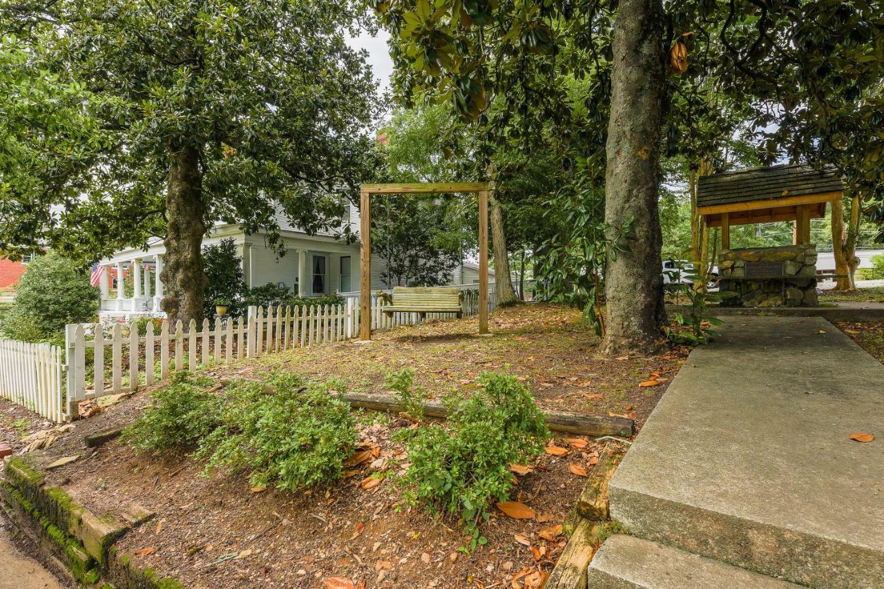 Simmons-Bond Inn Bed & Breakfast Toccoa Экстерьер фото
